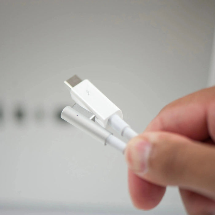 How to Use a Thunderbolt Cable When the All-in-One Cable Fails on an A1407 Apple Thunderbolt Display (v2 preview) - Macfixit Australia