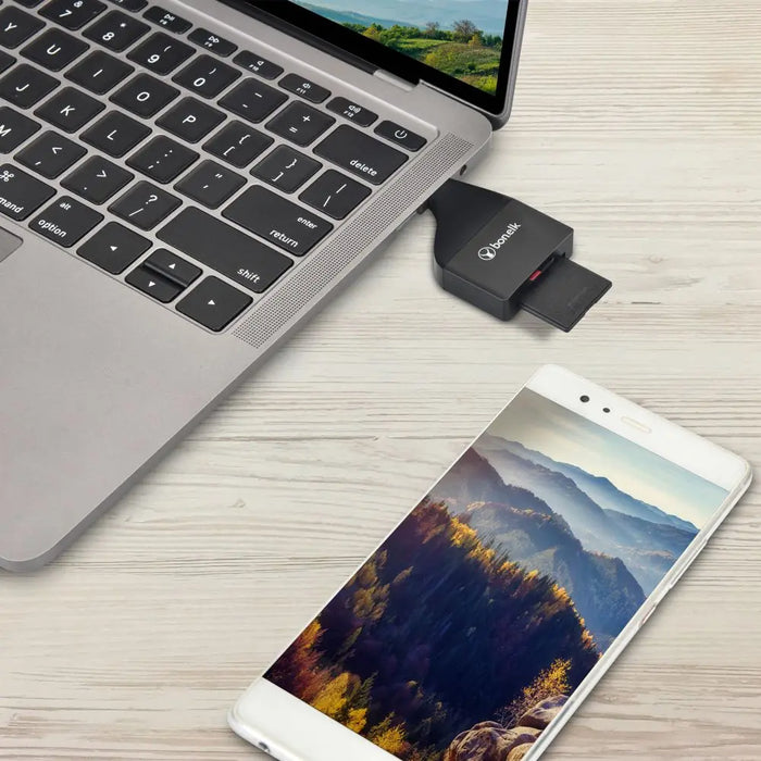 Bonelk USB - C To MicroSD/SD Adapter - Macfixit Australia