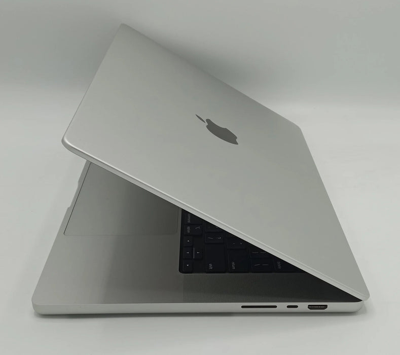 Refurbished MacBook Pro (16 - inch, M3 Pro, Nov 2023)‎ - 12C CPU, 18C GPU, 18GB, 512GB SSD - Silver | Battery: 97% - Macfixit Australia