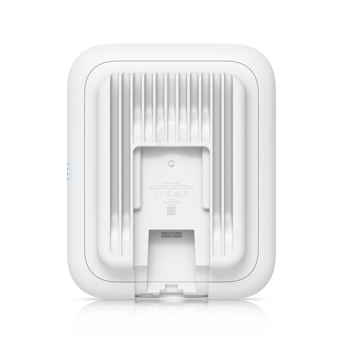 Ubiquiti U7 Outdoor, 2Yr Warr, 4 Spatial Streams, 465 m² Coverage, 200+ Devices, PoE+ Power, 2.5 GbE Uplink, Versatile Wall& Pole Mounting - Macfixit Australia