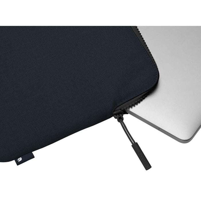 Incase Woolenex Slim Sleeve for MackBook Pro 13" TB3 USB-C -Navy