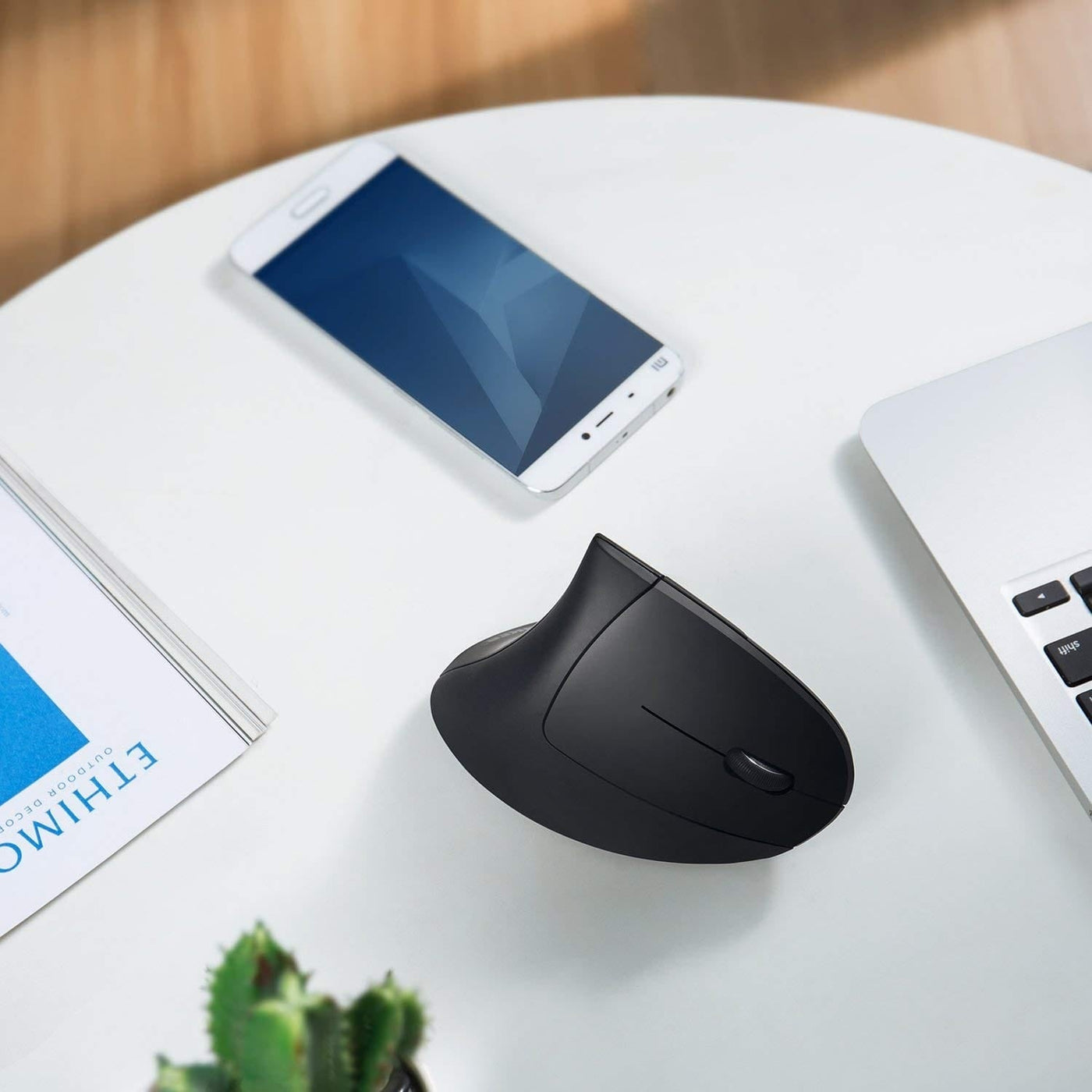 Anker Ergonomic USB 2.4G Wireless Vertical Mouse with 3 Adjustable DPI ...